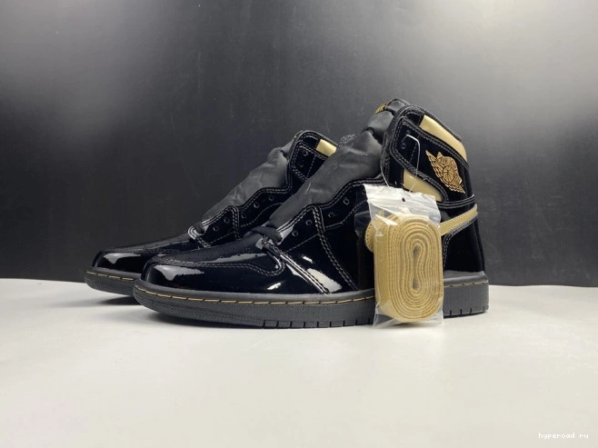 METALLIC (2020) GOLD HIGH 1 BLACK 555088-032 AIR JORDAN RETRO 0812